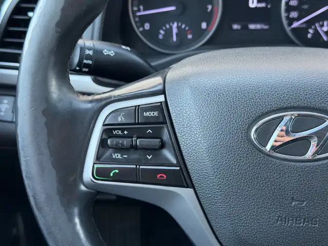 2017 Hyundai Elantra 4dr Sdn Auto GLS - Photo 7