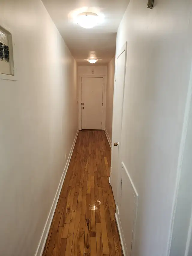 Lasalle Magnifique Grand 2 ½ disponible pour maintenant ou mai. - Photo 5