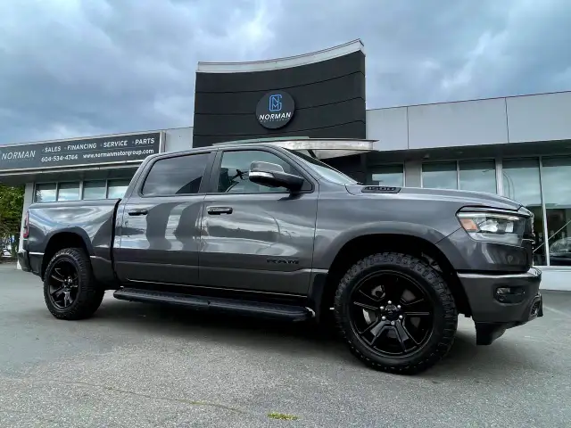 2022 RAM 1500 Sport 4x4 HEMI Crew Cab PWR HEAT LEATHER NAVI