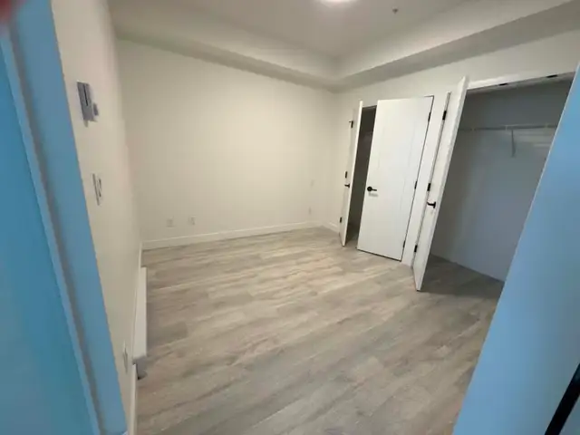 Condo for rent - Photo 4