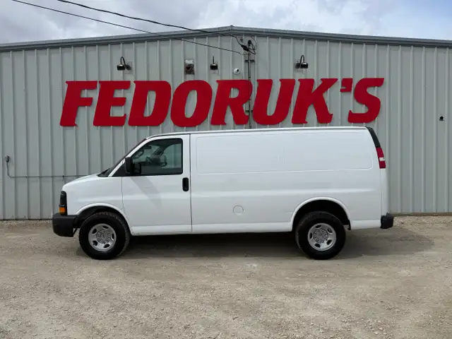 2017 GMC Savana G2500 Cargo