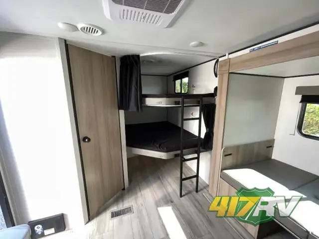 2025 Keystone RV Coleman Light 22BX - Photo 9