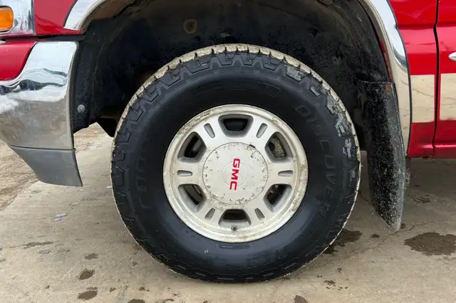 1999 GMC Sierra 1500 Extended Cab 5.3L V8 - Photo 10