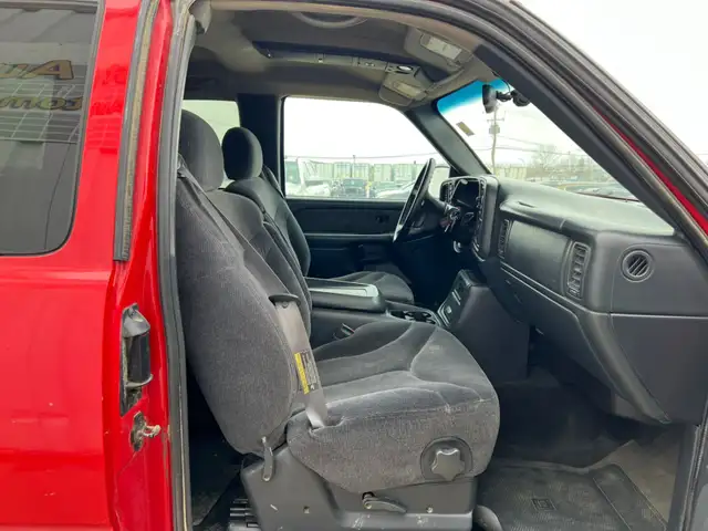 1999 GMC Sierra 1500 Extended Cab 5.3L V8 - Photo 11
