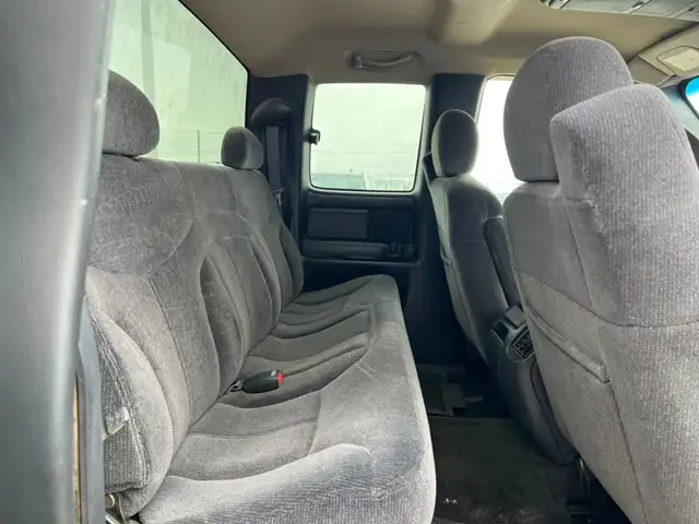 1999 GMC Sierra 1500 Extended Cab 5.3L V8 - Photo 13