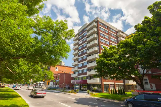Cote-des-Neiges Apartments - Bachelor available at 4760 Chemin d - Photo 6