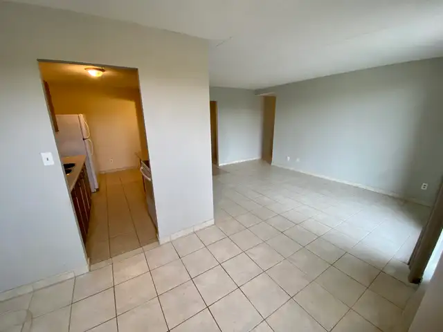 2 Bedroom - Ker Park Apartments Niagara Falls - Photo 4