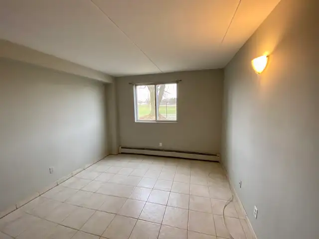 2 Bedroom - Ker Park Apartments Niagara Falls - Photo 8