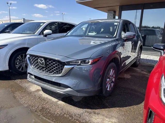 2025 Mazda CX-5 - Photo 2