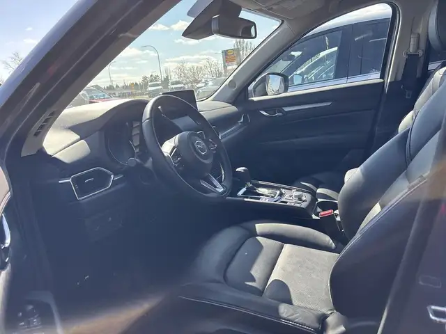 2025 Mazda CX-5 - Photo 4