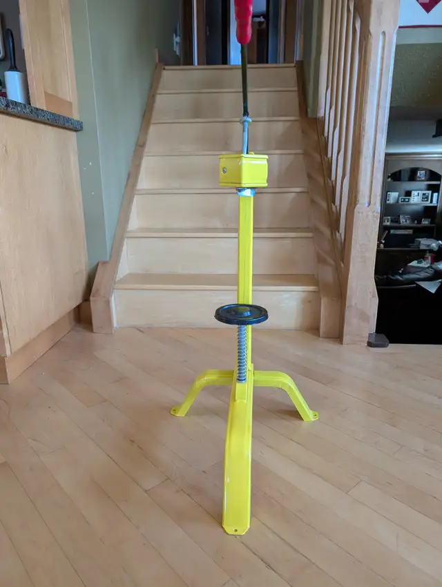 Bright Yellow Portuguese Floor Wine Bottle Corker - Photo 3