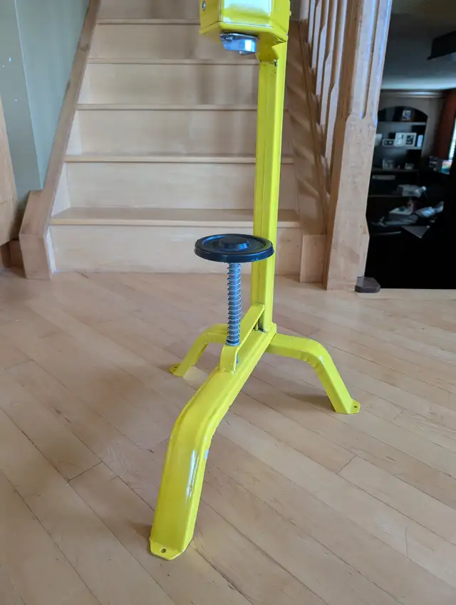 Bright Yellow Portuguese Floor Wine Bottle Corker - Photo 8