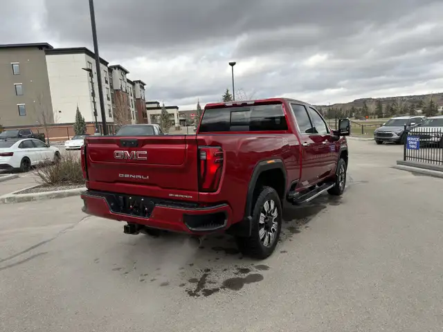 2024 GMC Sierra 3500HD Denali - Photo 3