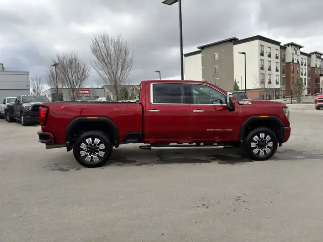 2024 GMC Sierra 3500HD Denali - Photo 4