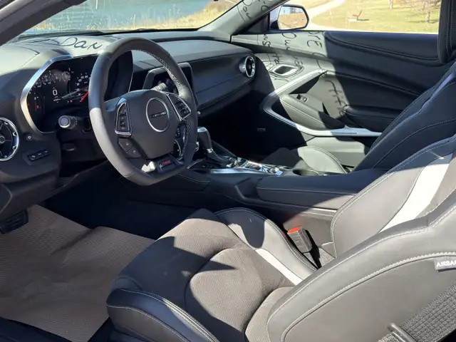 2023 Chevrolet Camaro 2SS - Photo 18