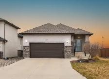 OH! 1500  sqft 4bdrm bungalow w/ 22x22 dbl att garage!