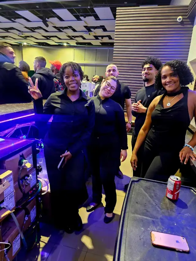 Last Minute event staff Catering• Bartender•Waitstaff •Party Hel - Photo 5