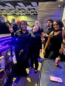 Last Minute event staff Catering• Bartender•Waitstaff •Party Hel - Photo 5