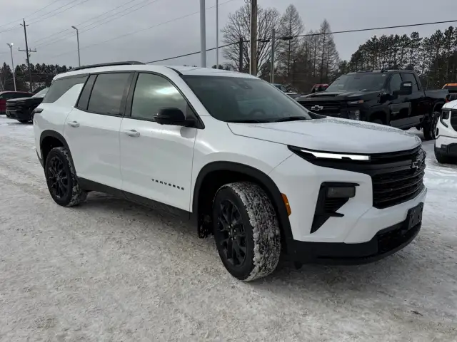 2026 Chevrolet Traverse - Photo 3