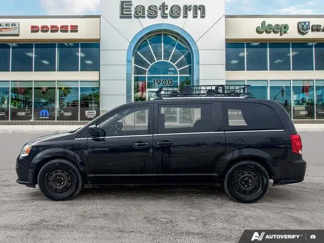 2019 Dodge Grand Caravan Crew Plus - Photo 2