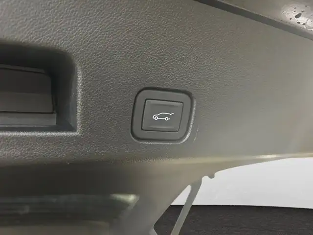 2026 GMC Acadia AT4 AWD - Photo 11