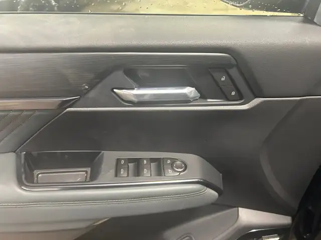 2026 GMC Acadia AT4 AWD - Photo 17
