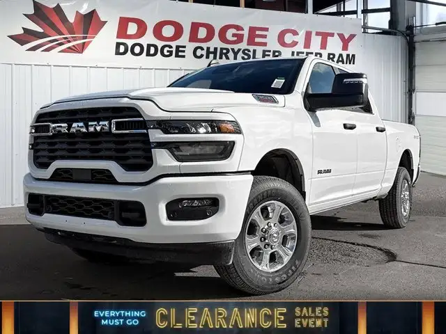 2026 Ram 3500 Big Horn | 6.4L V8 Hemi | Engine Block Heater
