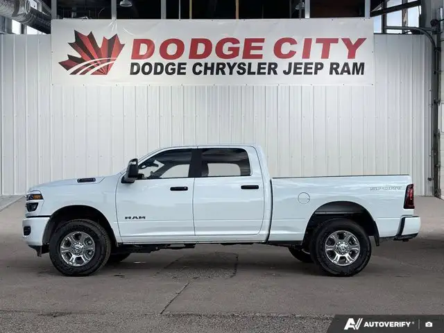 2026 Ram 3500 Big Horn | 6.4L V8 Hemi | Engine Block Heater - Photo 2
