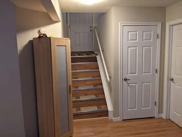 2 Bedroom 1 Bathroom Separate Entrance Basement (Legal) - Photo 10