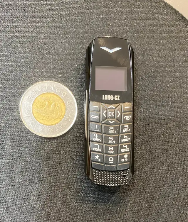 new 2 inch 4g network mini phones battery 600mah 70$