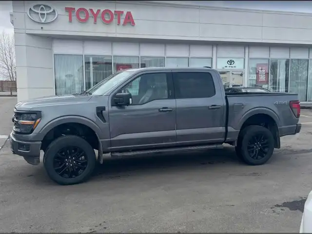 2024 Ford F-150 XLT | 4WD | Leather | Twin Moonroof | B&O Sound - Photo 2