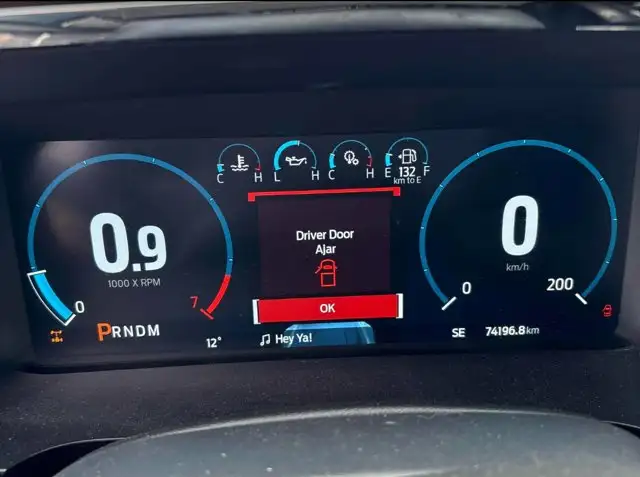 2022 Ford F-150 LARIAT | 4WD | 360 Cam | Tow Pkg | Wireless - Photo 5