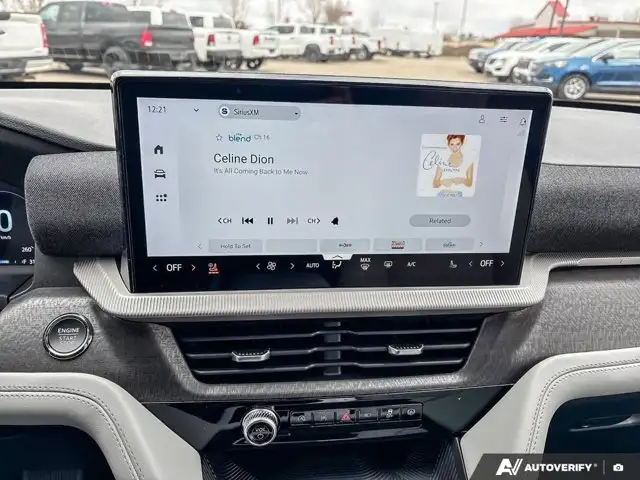 2026 Ford Explorer Platinum - Photo 16