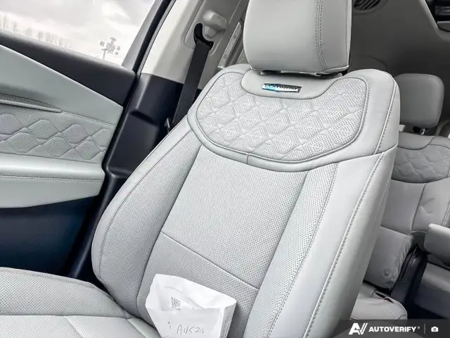 2026 Ford Explorer Platinum - Photo 24