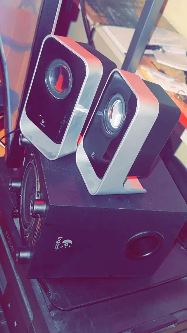 Logitech Speaker System