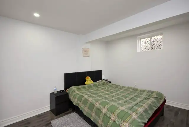 2BR basement apartment - Northwest Brampton - Photo 3