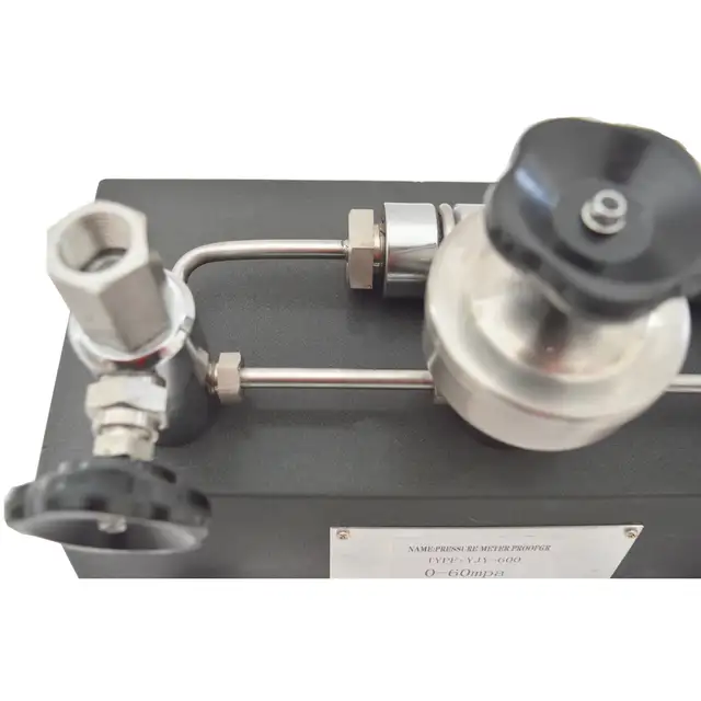 Pressure Calibrator Gauge Pressure Pump Calibrator 056410 - Photo 6