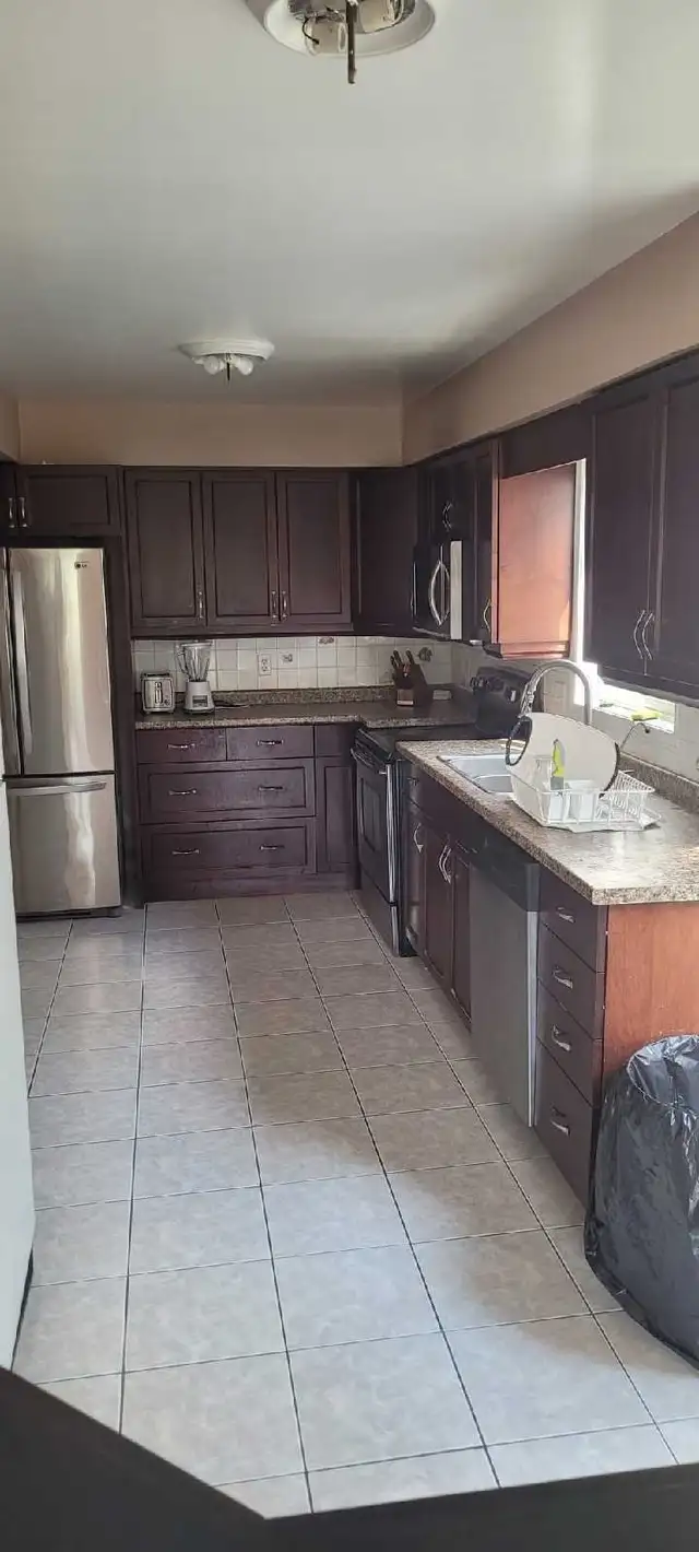 Furnished room in South Guelph - Photo 4