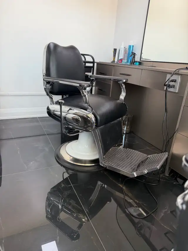 Premium Barber chairs