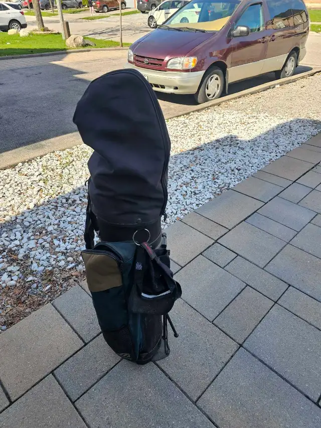 Spalding Golf Club Set. Everything you need $80 - Photo 5