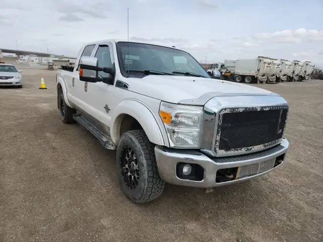 2013 Ford F-250 Super Duty - Photo 2