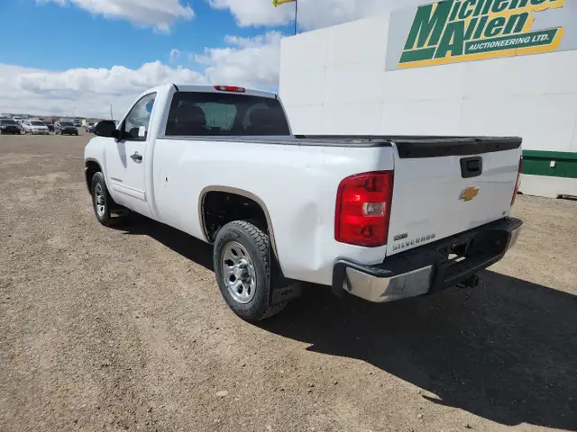 2012 Chevrolet Silverado 1500 - Photo 3