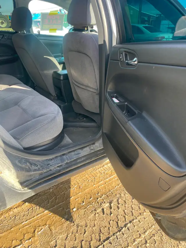 2008 impala - Photo 2