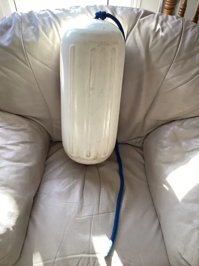 Boat-Dock Bumper - Photo 2