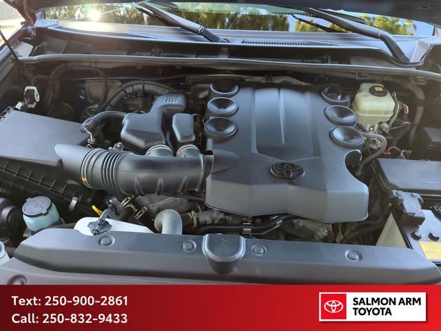 2021 Toyota 4Runner 4x4, CERTIFIED, NEW FRONT AND REAR BRAKES... - Photo 10