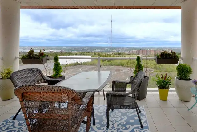 Penthouse 2 Bedroom plus Den July 1 - Photo 7