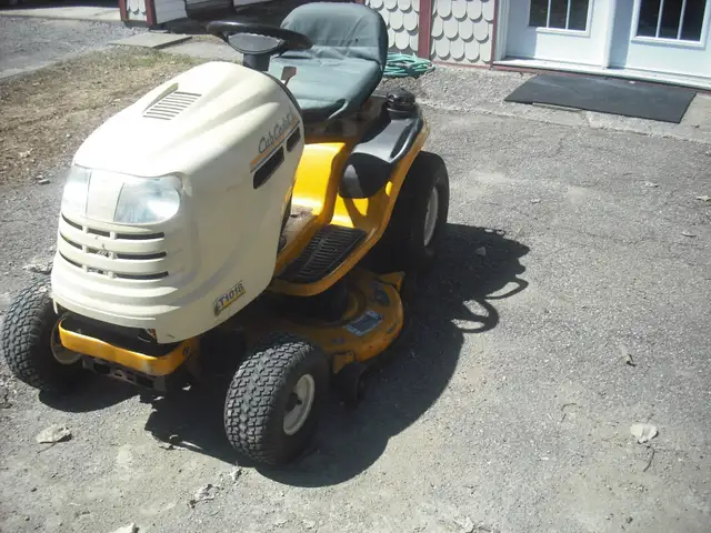 TRACTEUR À GAZON - Photo 3