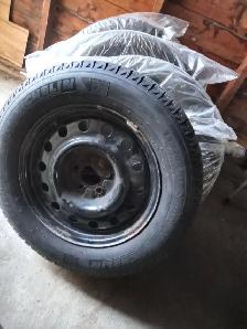 4 michelin tires on rims for toyota RAv4 225-65-17 (90%) $400.00