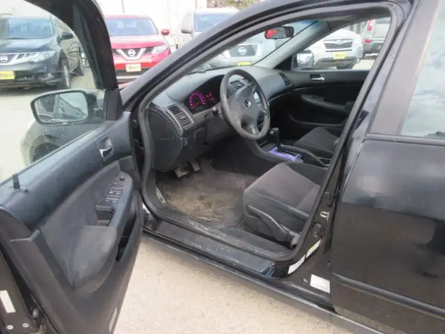 2004 Honda Accord Sdn LX-G Spoiler Brand New Tires FWD - Photo 9