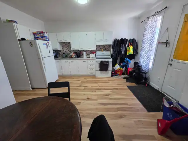 4 1/2 appartement dispo 1 juillet,  à Trois-Rivières - Photo 2